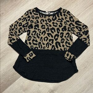 Viamor Leopard Print and Charcoal Waffle Knit Long Sleeve Top